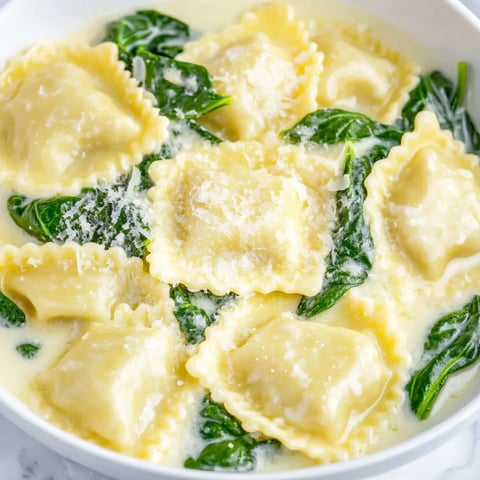 Creamy Pesto Ravioli